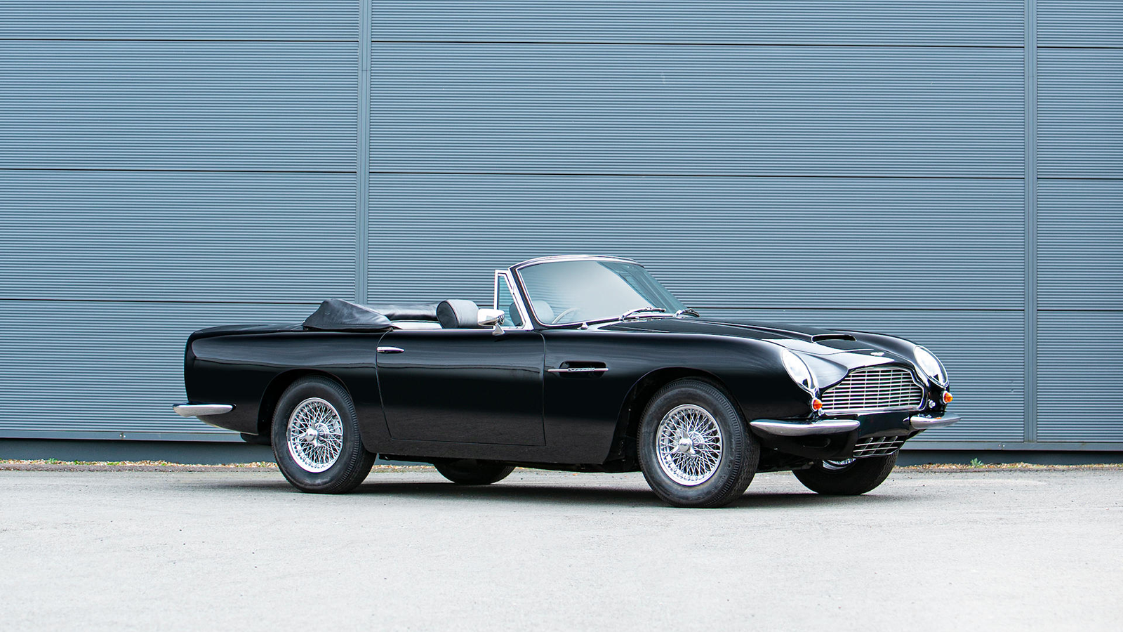 15 tempting classics for sale this week | Classic & Sports Car